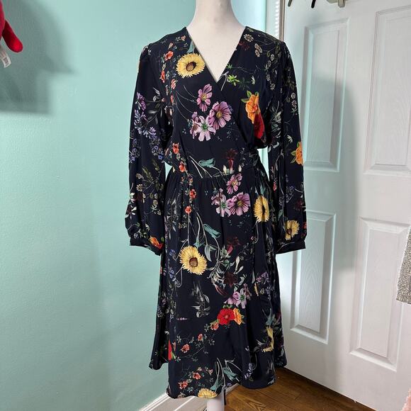Amour Vert Elma Silk Wrap Dress Provence Floral Navy Small NWT Made in USA - Picture 1 of 8